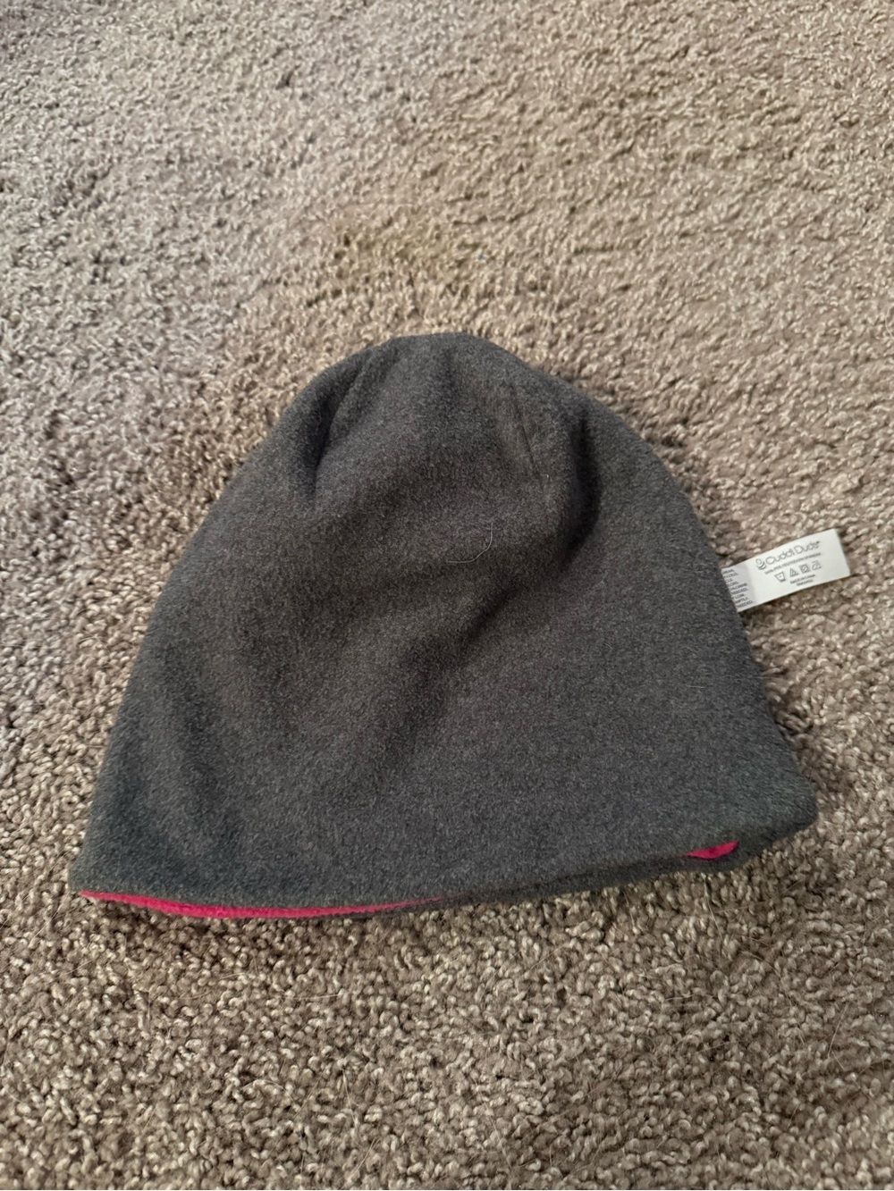 Cuddl Duds Reversible Beanie in Charcoal Gray and Pink Trim